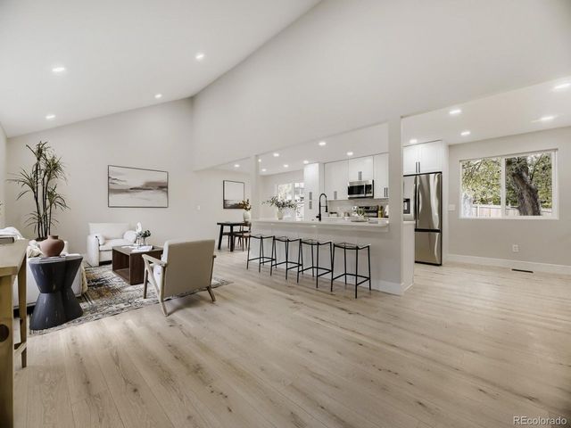 7711 S Rosemary Way, Centennial, CO 80112