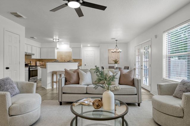 17602 S Summit Canyon Drive, Houston, TX 77095