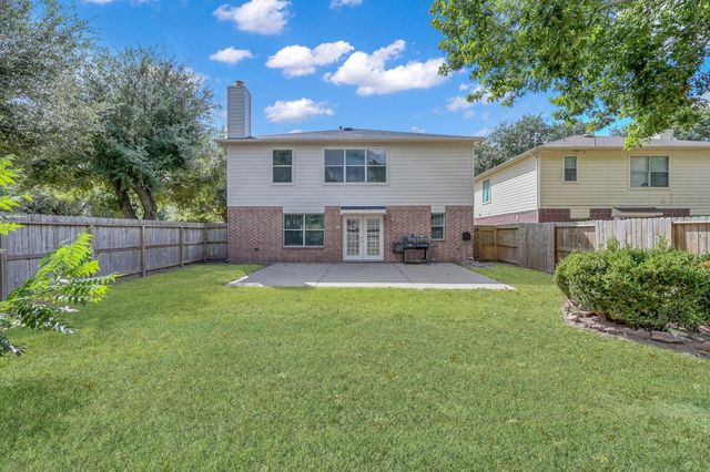 17602 S Summit Canyon Drive, Houston, TX 77095