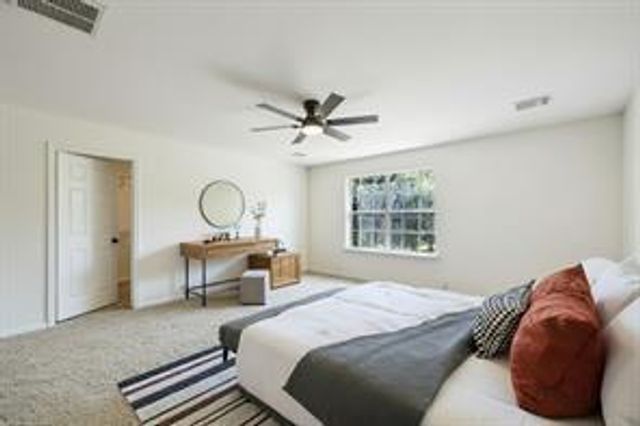 17602 S Summit Canyon Drive, Houston, TX 77095