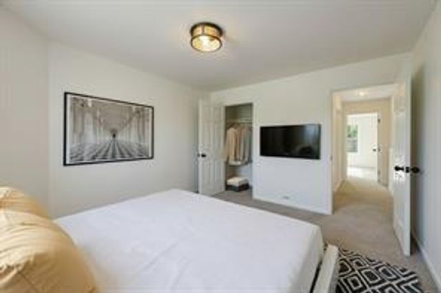 17602 S Summit Canyon Drive, Houston, TX 77095