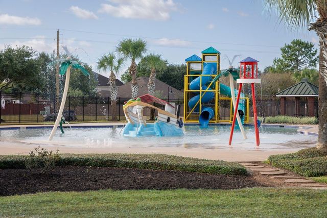 17602 S Summit Canyon Drive, Houston, TX 77095