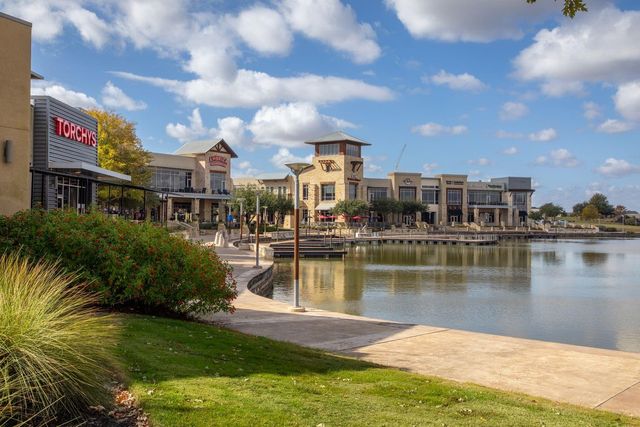 17602 S Summit Canyon Drive, Houston, TX 77095