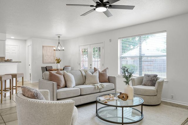 17602 S Summit Canyon Drive, Houston, TX 77095