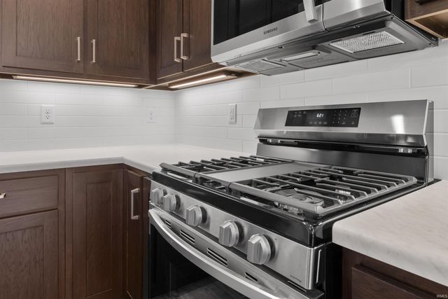 765 Waxwing Court, Roanoke, IN 46783