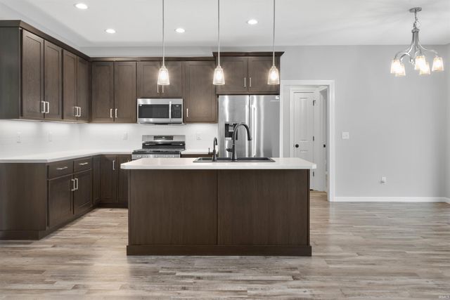 765 Waxwing Court, Roanoke, IN 46783