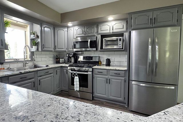11521 County Road 24, Middlebury, IN 46540