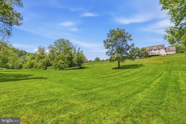 1961 NEW DANVILLE PIKE, Lancaster, PA 17603