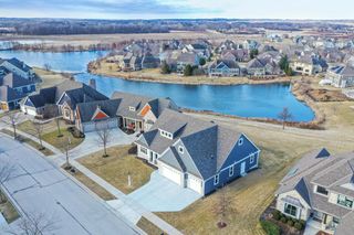 1525 Mohican TRAIL, Waukesha, WI 53189