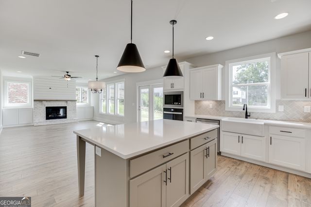 1803 Piney Bend Drive, Buford, GA 30518