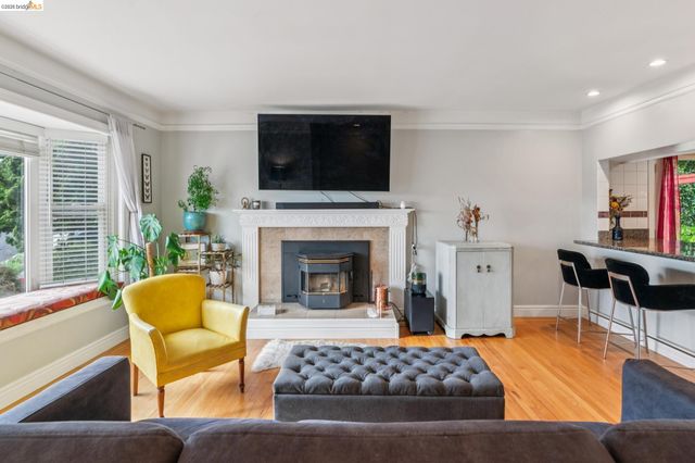 6201 Ralston Ave, Richmond, CA 94805