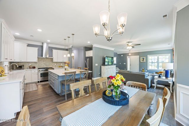 7165 Old Stump Drive SE, Leland, NC 28451