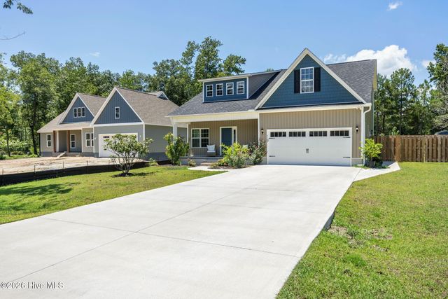 7165 Old Stump Drive SE, Leland, NC 28451