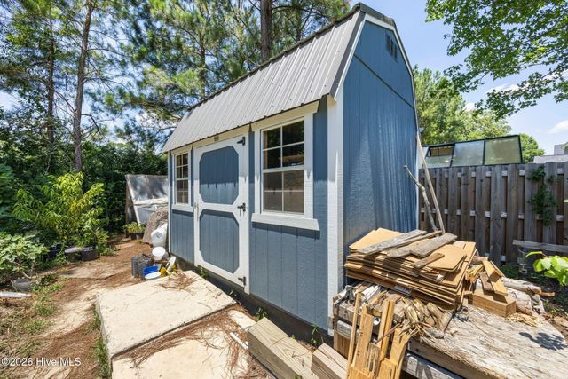 7165 Old Stump Drive SE, Leland, NC 28451