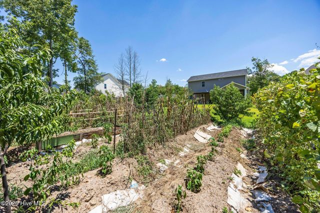 7165 Old Stump Drive SE, Leland, NC 28451