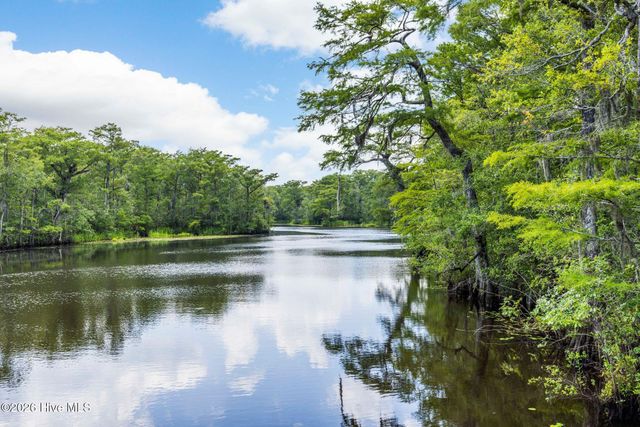 7165 Old Stump Drive SE, Leland, NC 28451