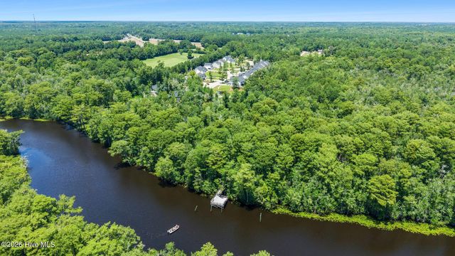 7165 Old Stump Drive SE, Leland, NC 28451