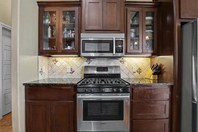 11744 SW 20th Street, Yukon, OK 73099