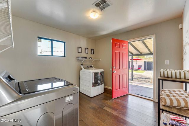 1027 S SIESTA Lane, Tempe, AZ 85281