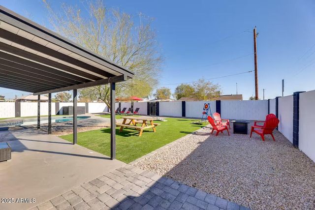 1027 S SIESTA Lane, Tempe, AZ 85281