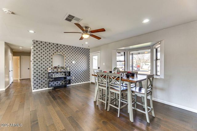 1027 S SIESTA Lane, Tempe, AZ 85281