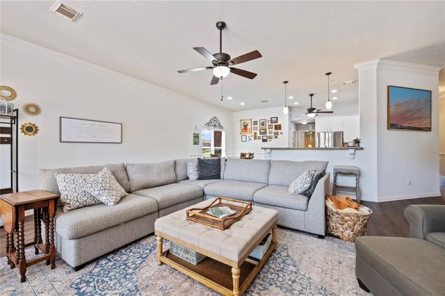 803 Hackberry Lane, Friendswood, TX 77546