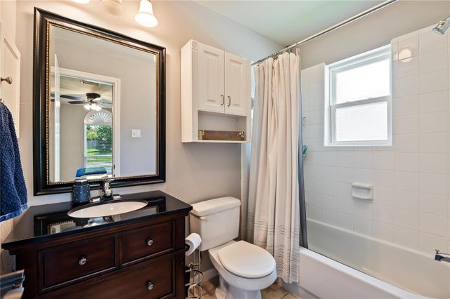 803 Hackberry Lane, Friendswood, TX 77546