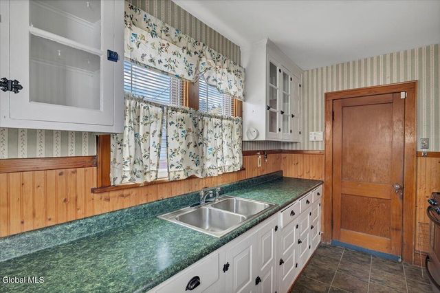 30 Bonheim Street, Albany, NY 12204