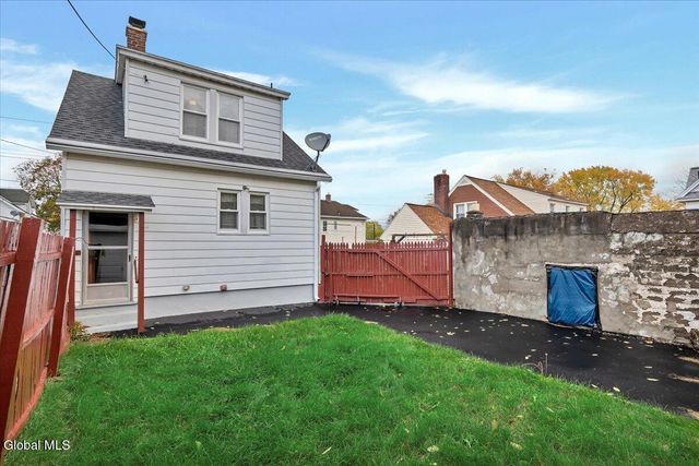 30 Bonheim Street, Albany, NY 12204