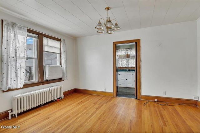 30 Bonheim Street, Albany, NY 12204