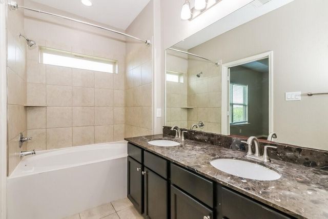 339 Sea Breeze Drive, Bacliff, TX 77518