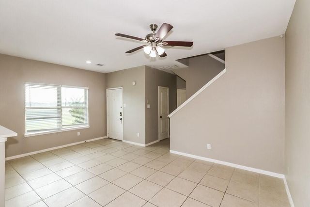 339 Sea Breeze Drive, Bacliff, TX 77518