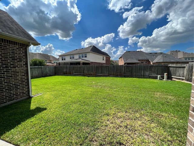 3318 Suffolk Creek Lane, Katy, TX 77494