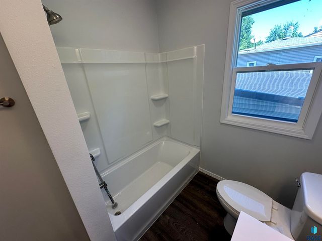 726 W 26th St Street, Sioux Falls, SD 57105