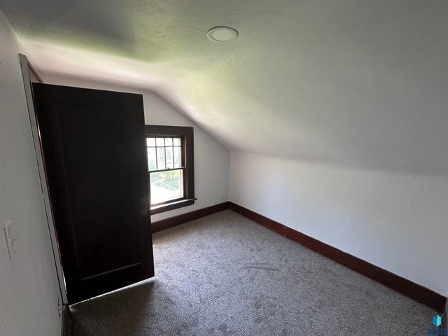 726 W 26th St Street, Sioux Falls, SD 57105