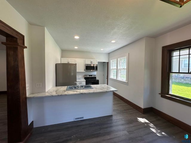 726 W 26th St Street, Sioux Falls, SD 57105