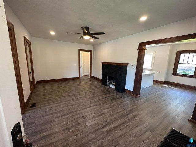 726 W 26th St Street, Sioux Falls, SD 57105