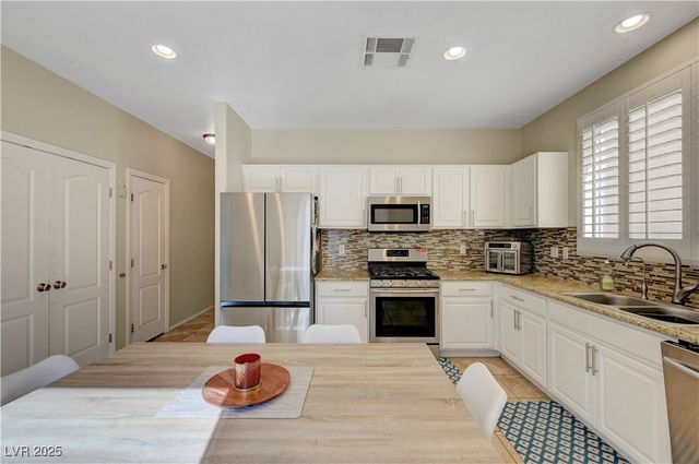 185 Oella Ridge Court, Henderson, NV 89012