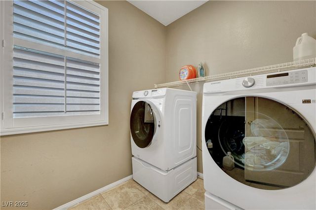 185 Oella Ridge Court, Henderson, NV 89012