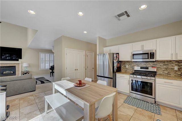 185 Oella Ridge Court, Henderson, NV 89012