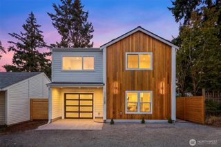 11028 Evanston Avenue N, Seattle, WA 98133