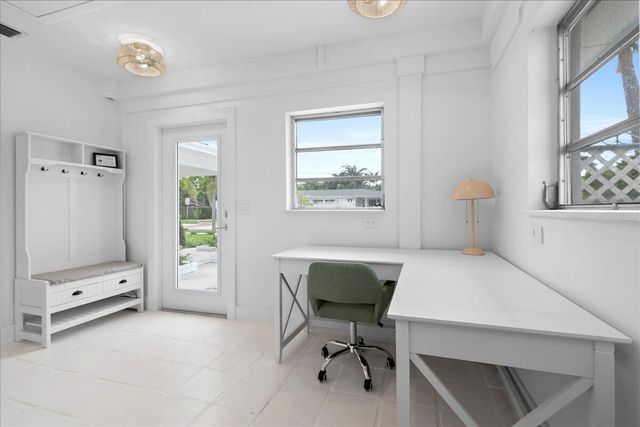 2412 N Lakeside Drive, Lake Worth Beach, FL 33460