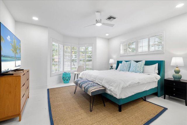 2412 N Lakeside Drive, Lake Worth Beach, FL 33460