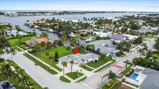2412 N Lakeside Drive, Lake Worth Beach, FL 33460