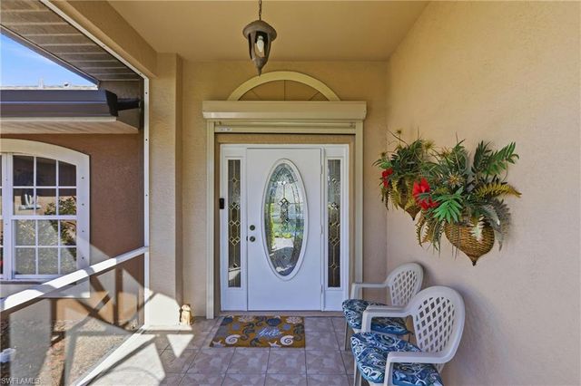 1713 NE 2nd ST, Cape Coral, FL 33909