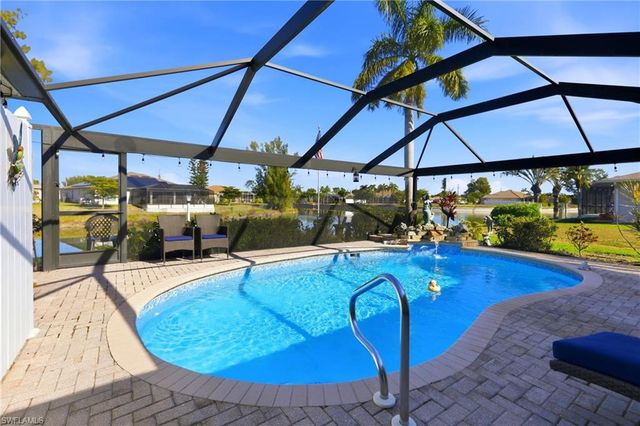 1713 NE 2nd ST, Cape Coral, FL 33909