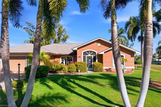 1713 NE 2nd ST, Cape Coral, FL 33909