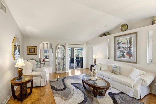 1713 NE 2nd ST, Cape Coral, FL 33909