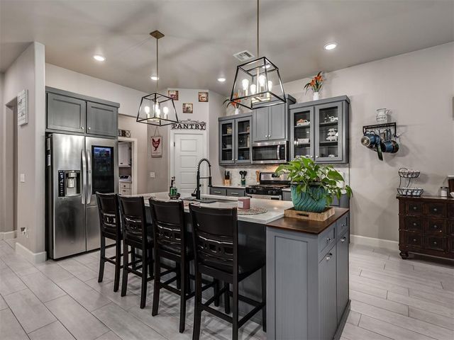 20629 Twisted Oak Road, Harrah, OK 73045