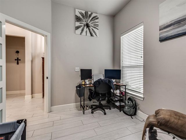 20629 Twisted Oak Road, Harrah, OK 73045